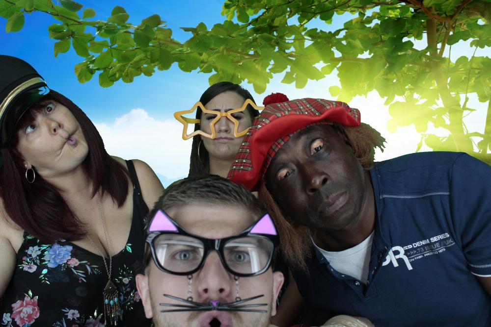 DHL South Regional Meeting | View more photos from the event at gallery.myphotoboothexperience.co.uk/u/MyPhotoBoothExperienceLtd/DHL-South-Regional-Meeting